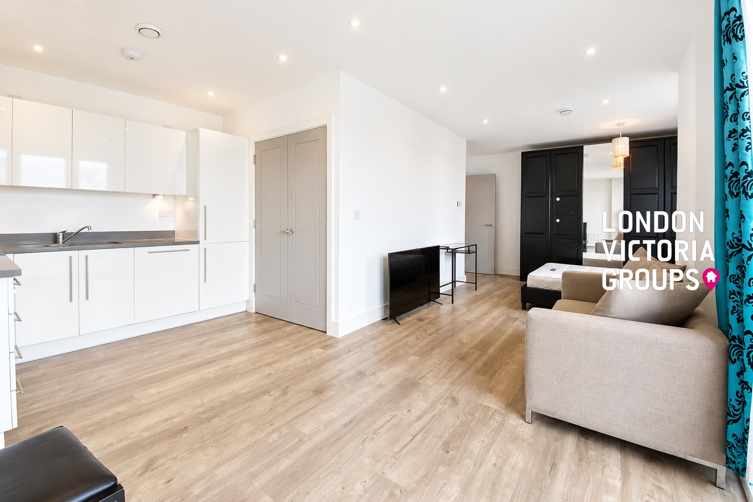 Salcombe Court, 16 St. Ives Place, London